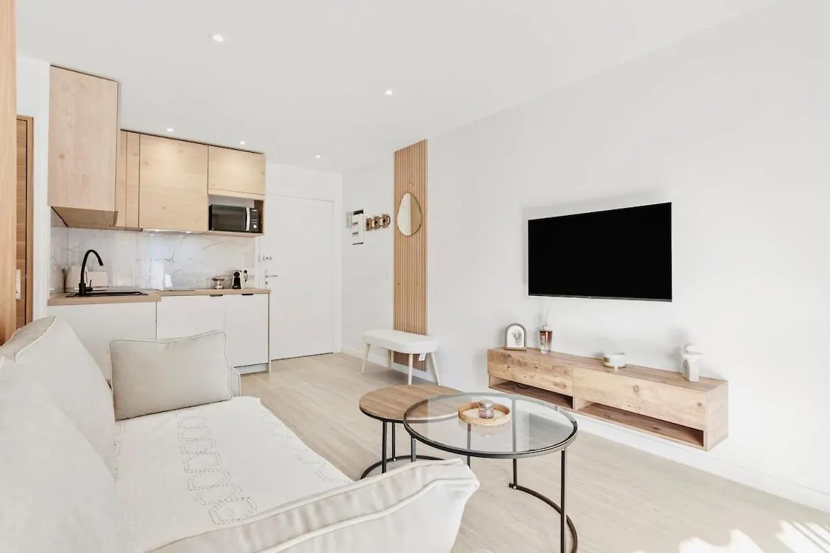 Apartment La Suite Regina - Downtown, Terrace, Parking Sainte-Maxime