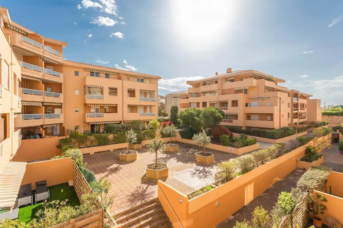 La Suite Regina - Downtown, Terrace, Parking Sainte-Maxime Apartment